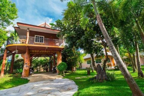 Hotels in Thung Kha